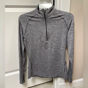 Nike Women’s Heathered Gray Half-Zip Jacket